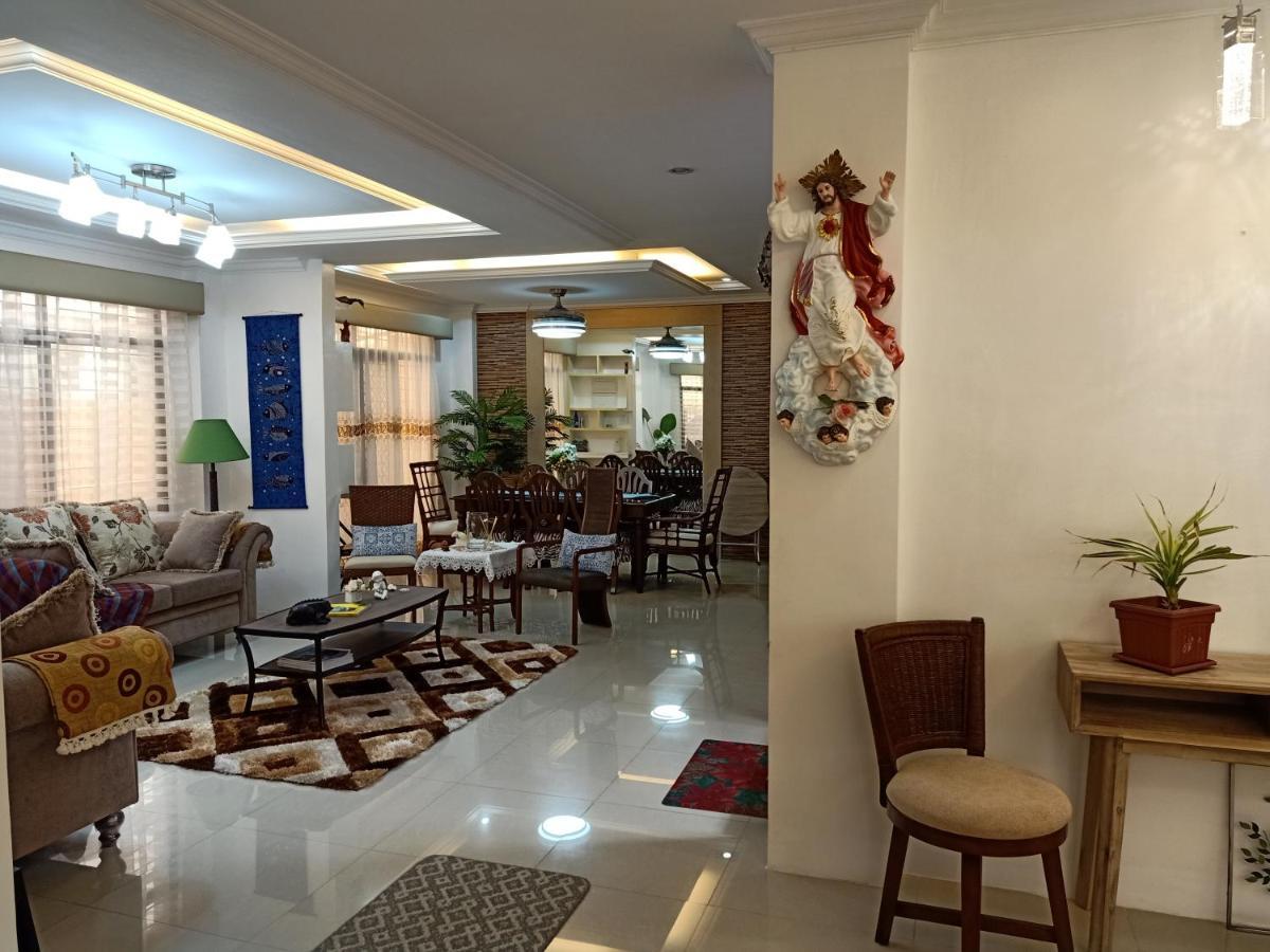 AJ's Haven Lägenhet Cebu Exteriör bild