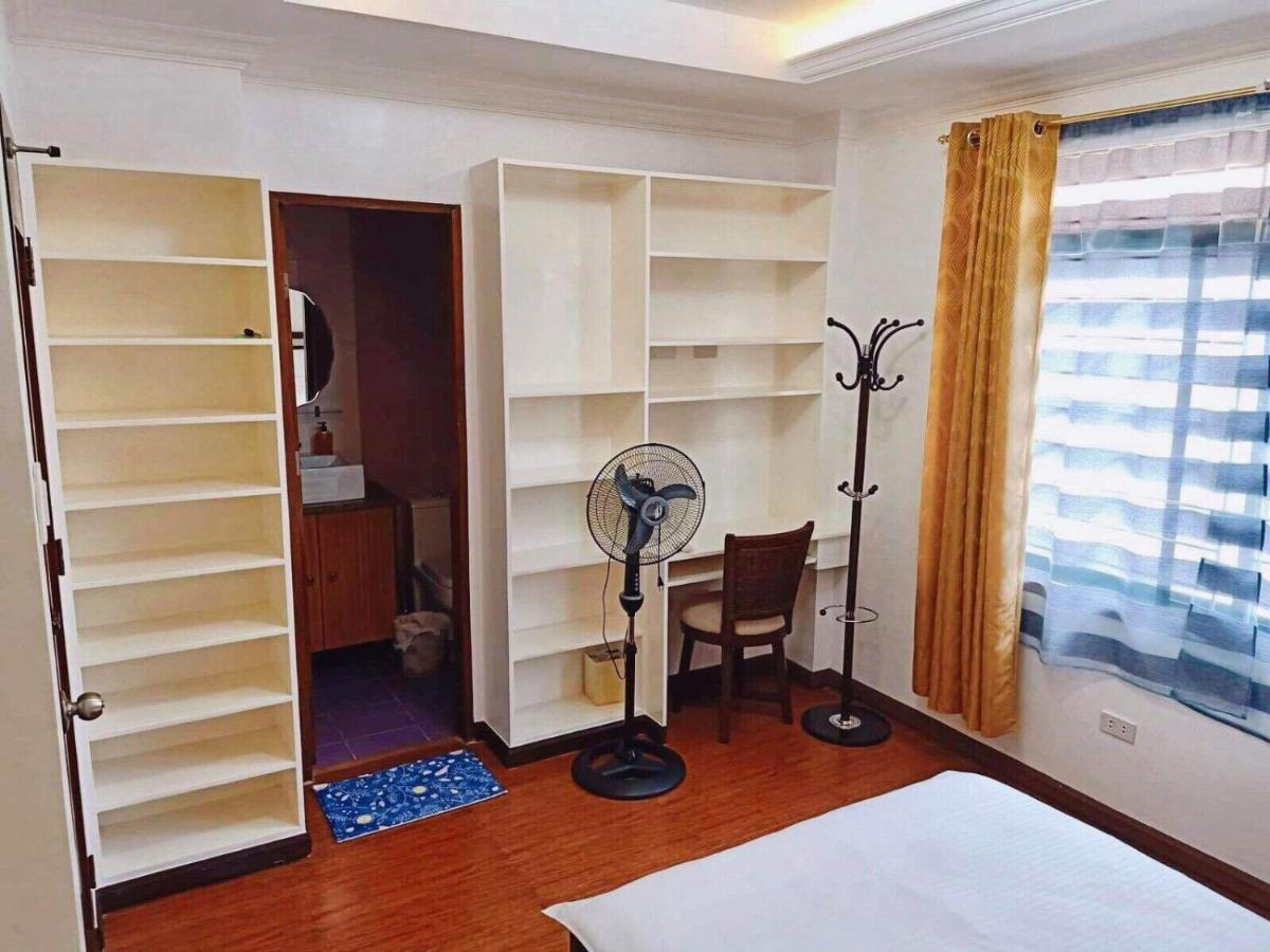 AJ's Haven Lägenhet Cebu Exteriör bild