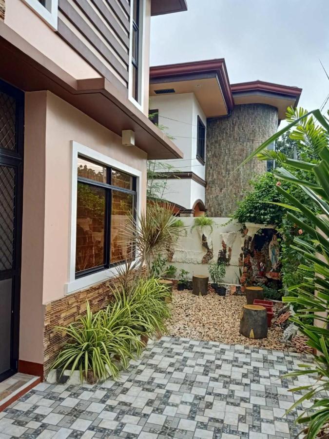 AJ's Haven Lägenhet Cebu Exteriör bild